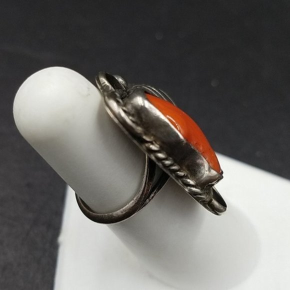 Vintage Navajo Sterling Branch Coral Ring - Picture 5 of 6